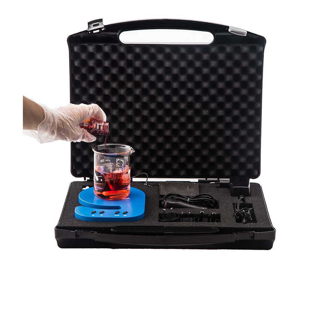 Be9 Mobile Magnetic Stirrer in a practical case for the mobile laboratory