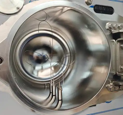Measurement of temperature distribution in the empty chamber